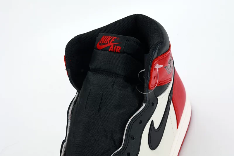 Air Jordan 1 Retro High OG BG 'Bred Toe' replica