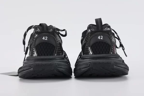 balenciaga-3xl-sneaker-black-replica